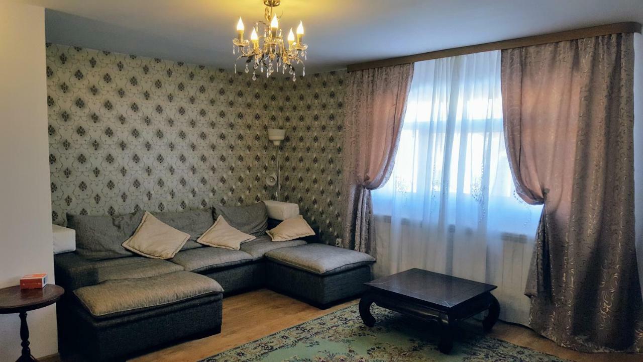 D&D Vila Villa Iasi Esterno foto