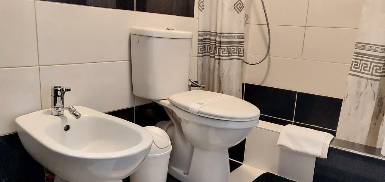 D&D Vila Villa Iasi Esterno foto