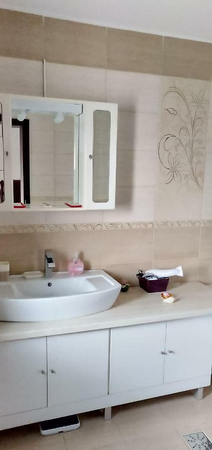 D&D Vila Villa Iasi Esterno foto