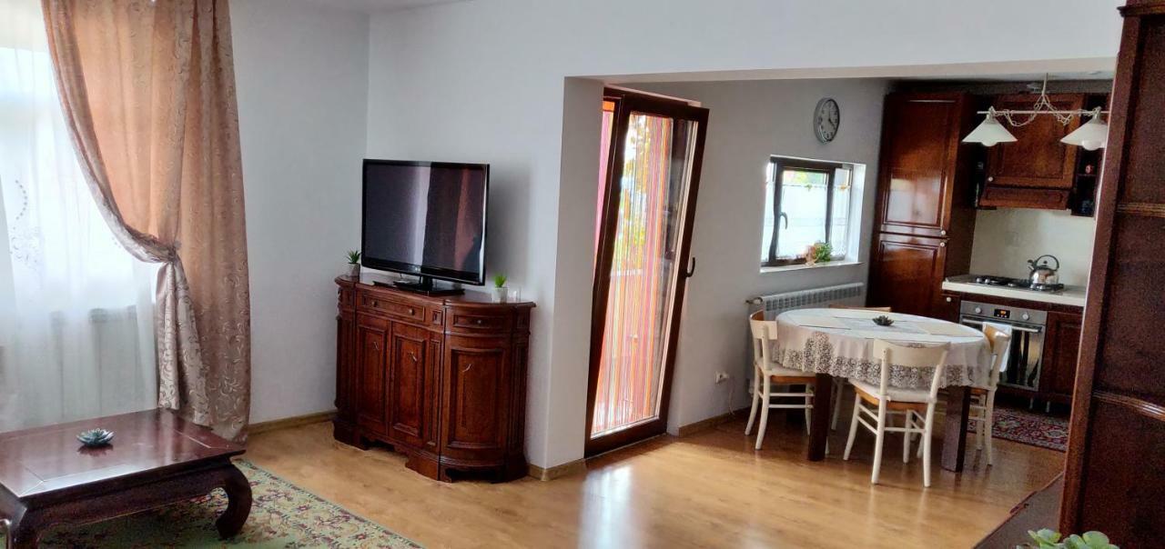 D&D Vila Villa Iasi Esterno foto